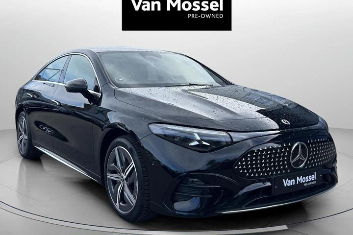 Sort Mercedes CLA250+ fra 2025