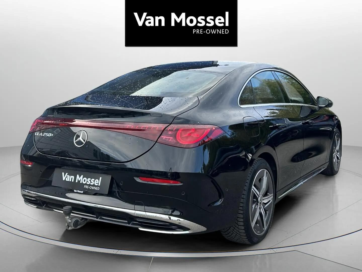 Sort Mercedes CLA250+ fra 2025