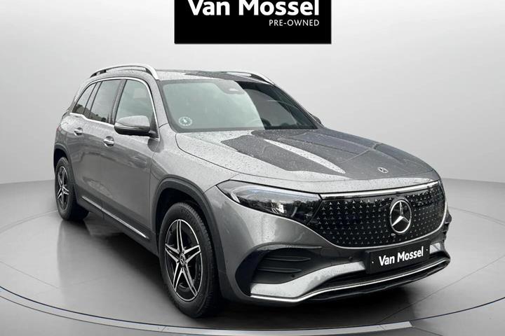 Grå Mercedes EQB250+ fra 2025