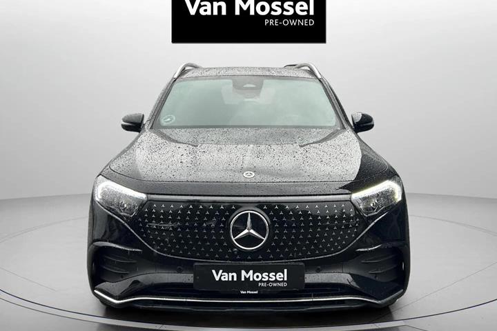 Sort Mercedes EQB250+ fra 2025