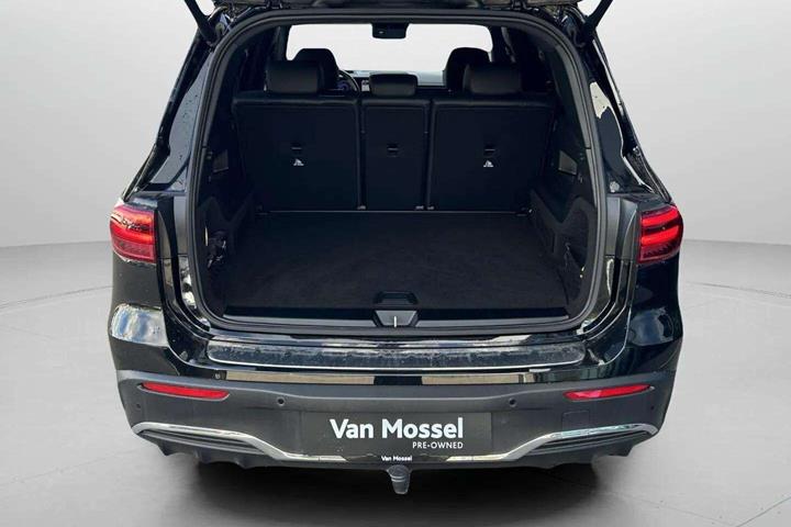 Sort Mercedes EQB250+ fra 2025