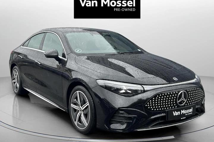 Sort Mercedes CLA250+ fra 2025