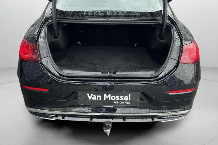Sort Mercedes CLA250+ fra 2025