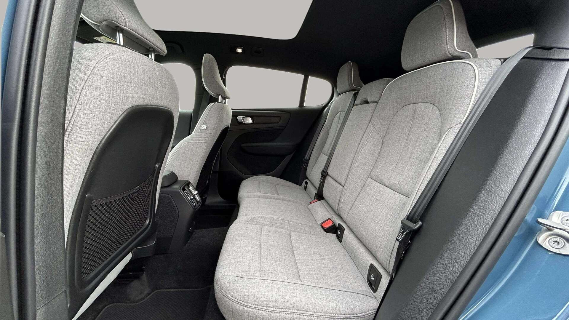 Blå Volvo C40 fra 2022