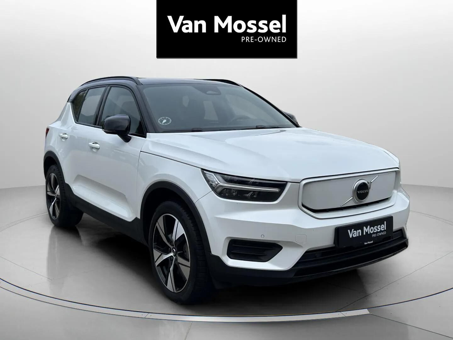 Hvid Volvo XC40 fra 2022