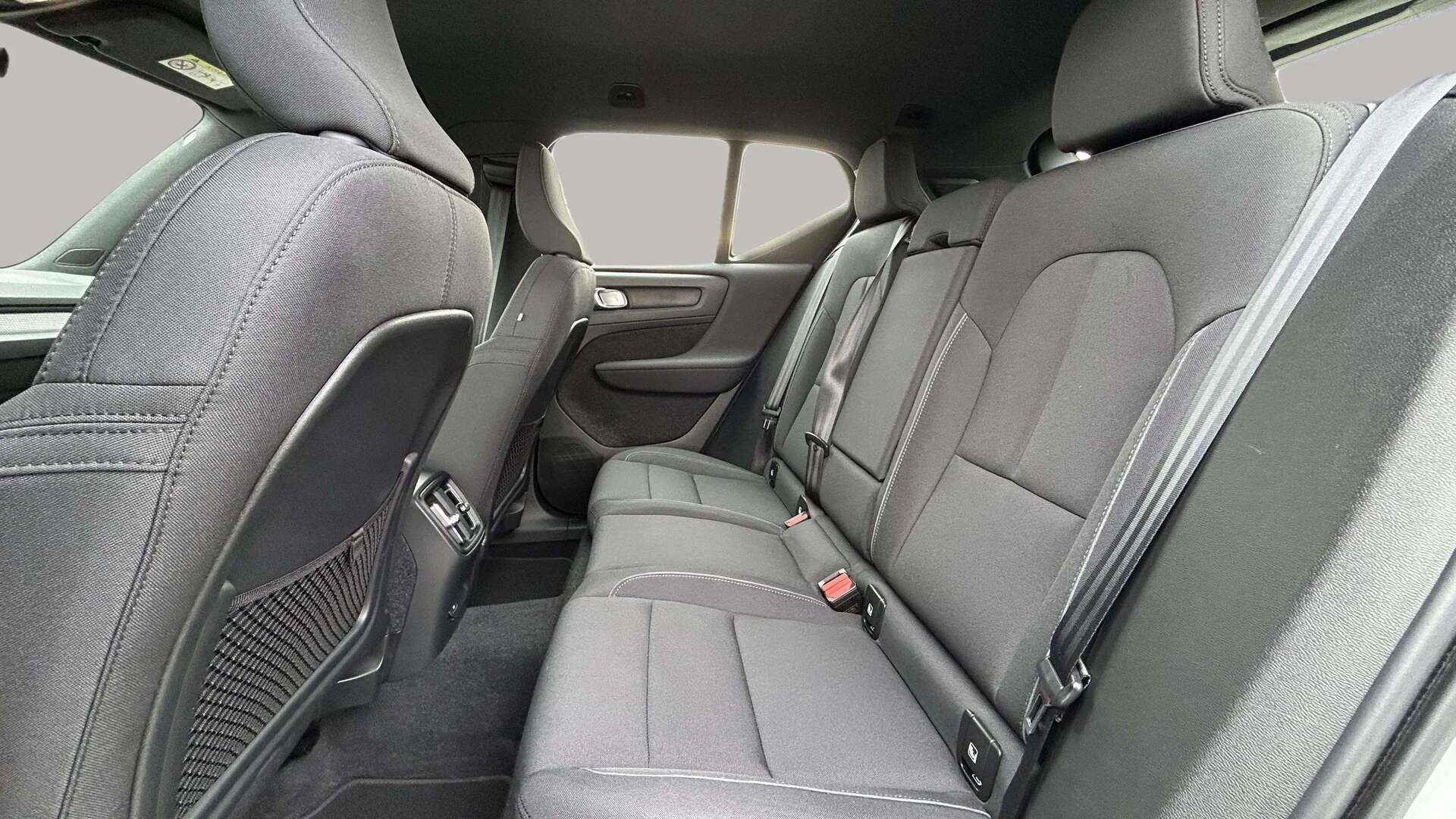 Hvid Volvo XC40 fra 2022