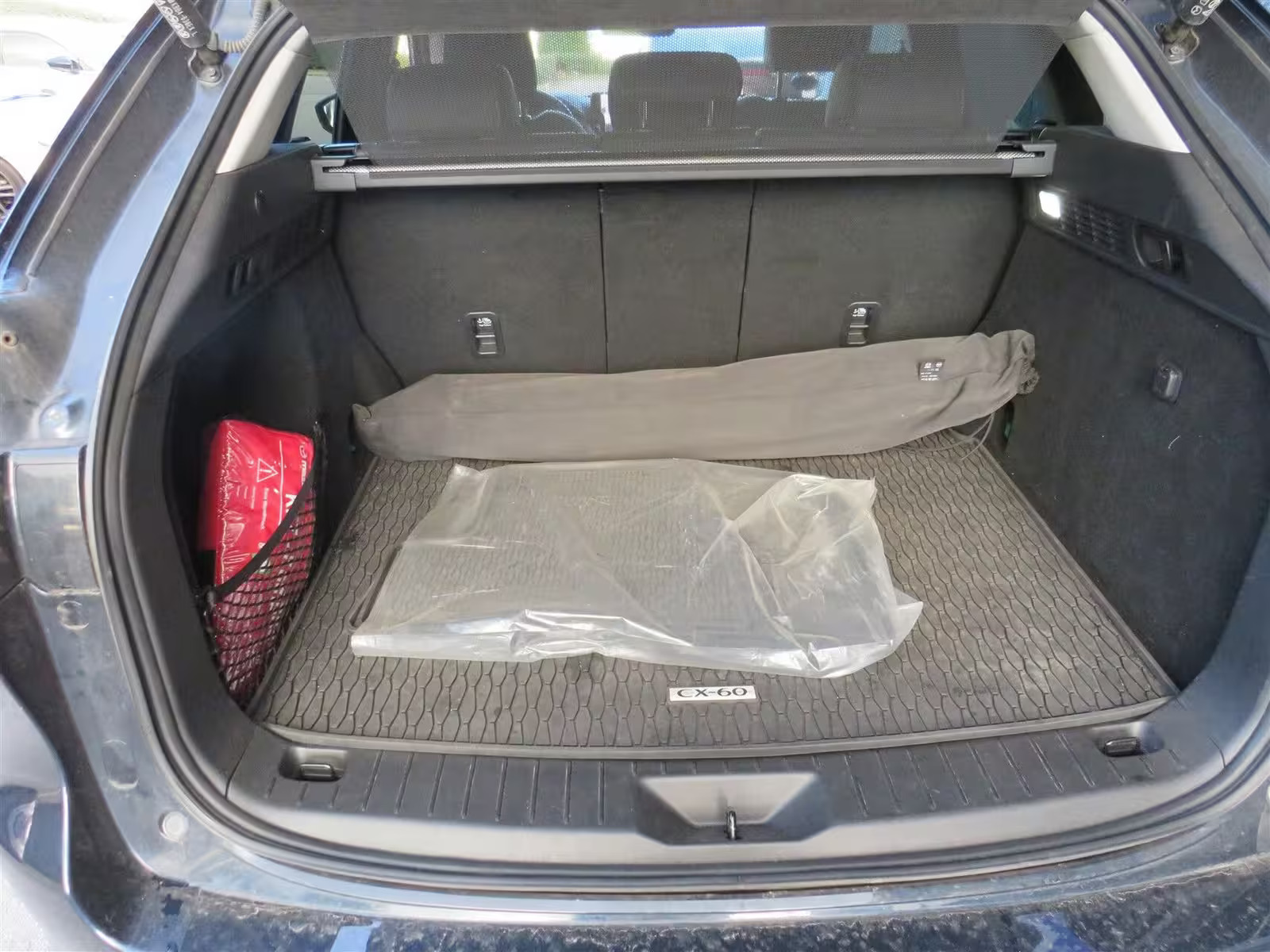 Blå Mazda CX-60 fra 2022