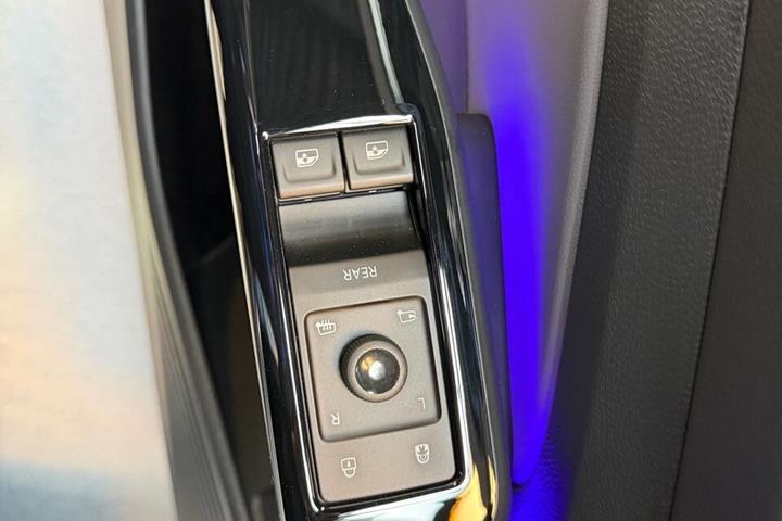 Sølv VW ID.4 fra 2025