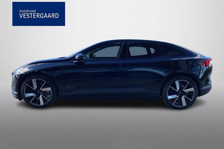 Grå Polestar 4 fra 2026