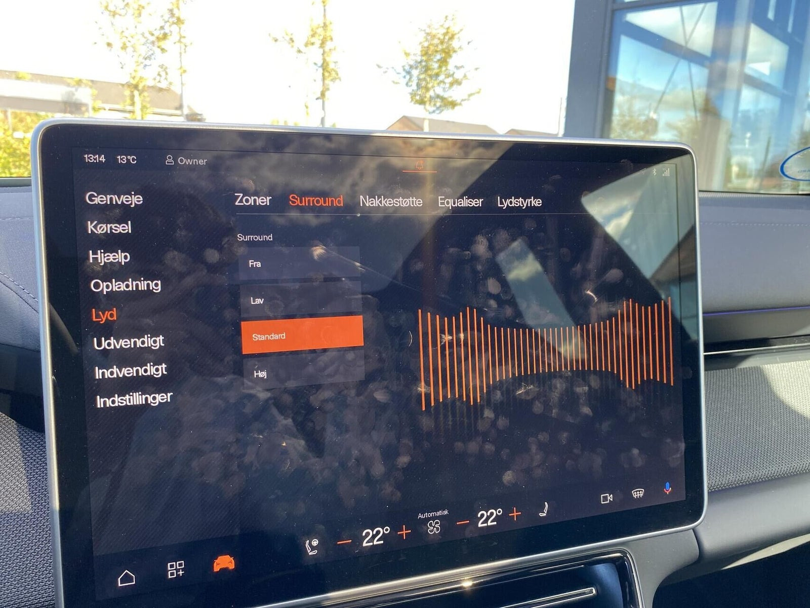 Grå Polestar 4 fra 2026