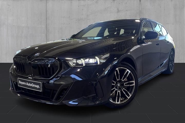Sort BMW i5 fra 2026