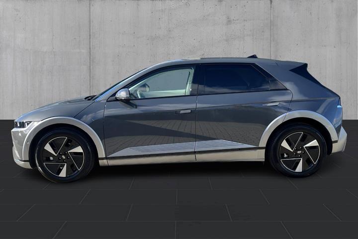 Grå Hyundai Ioniq 5 fra 2026