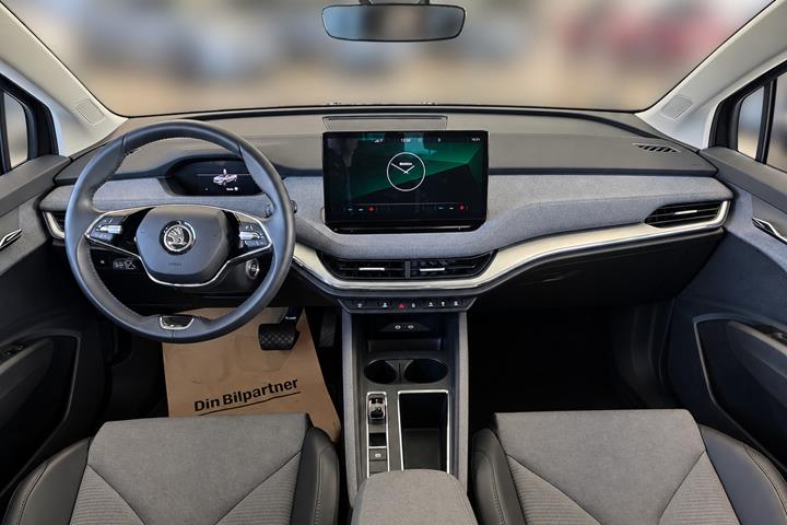 Sort Skoda Enyaq fra 2023