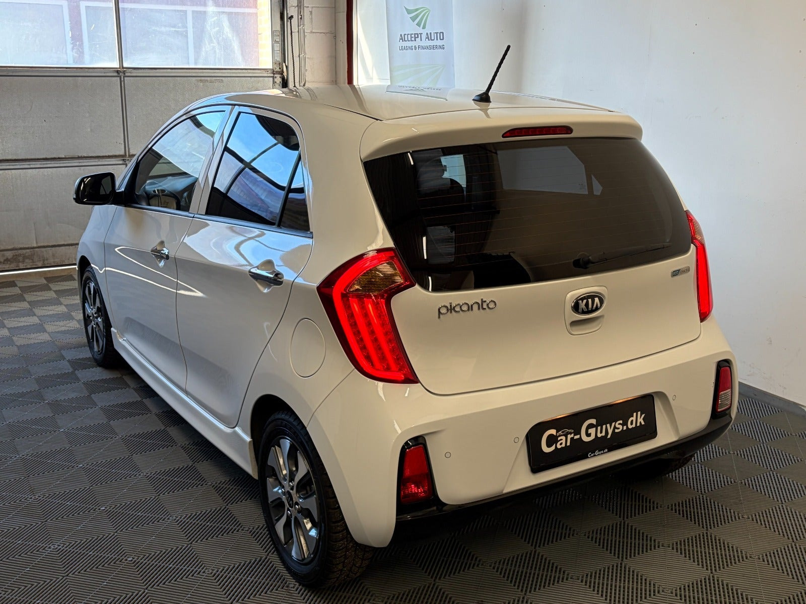undefined Kia Picanto fra 2016