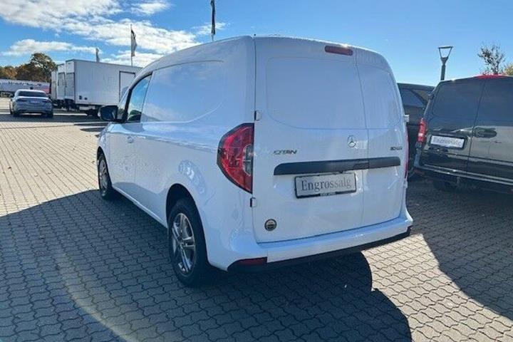 Hvid Mercedes Citan 110 fra 2023