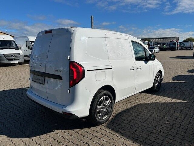 Hvid Mercedes Citan 110 fra 2023