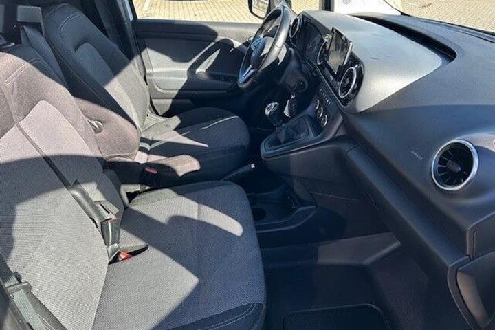 Hvid Mercedes Citan 110 fra 2023