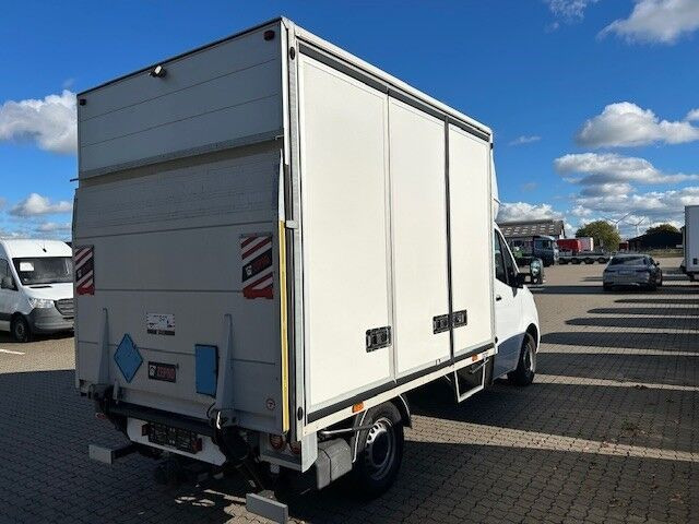 Hvid Mercedes Sprinter 319 fra 2021