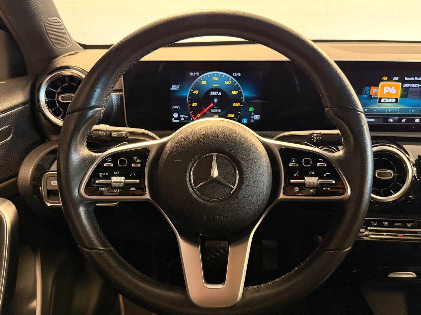 Blå Mercedes A200 fra 2019