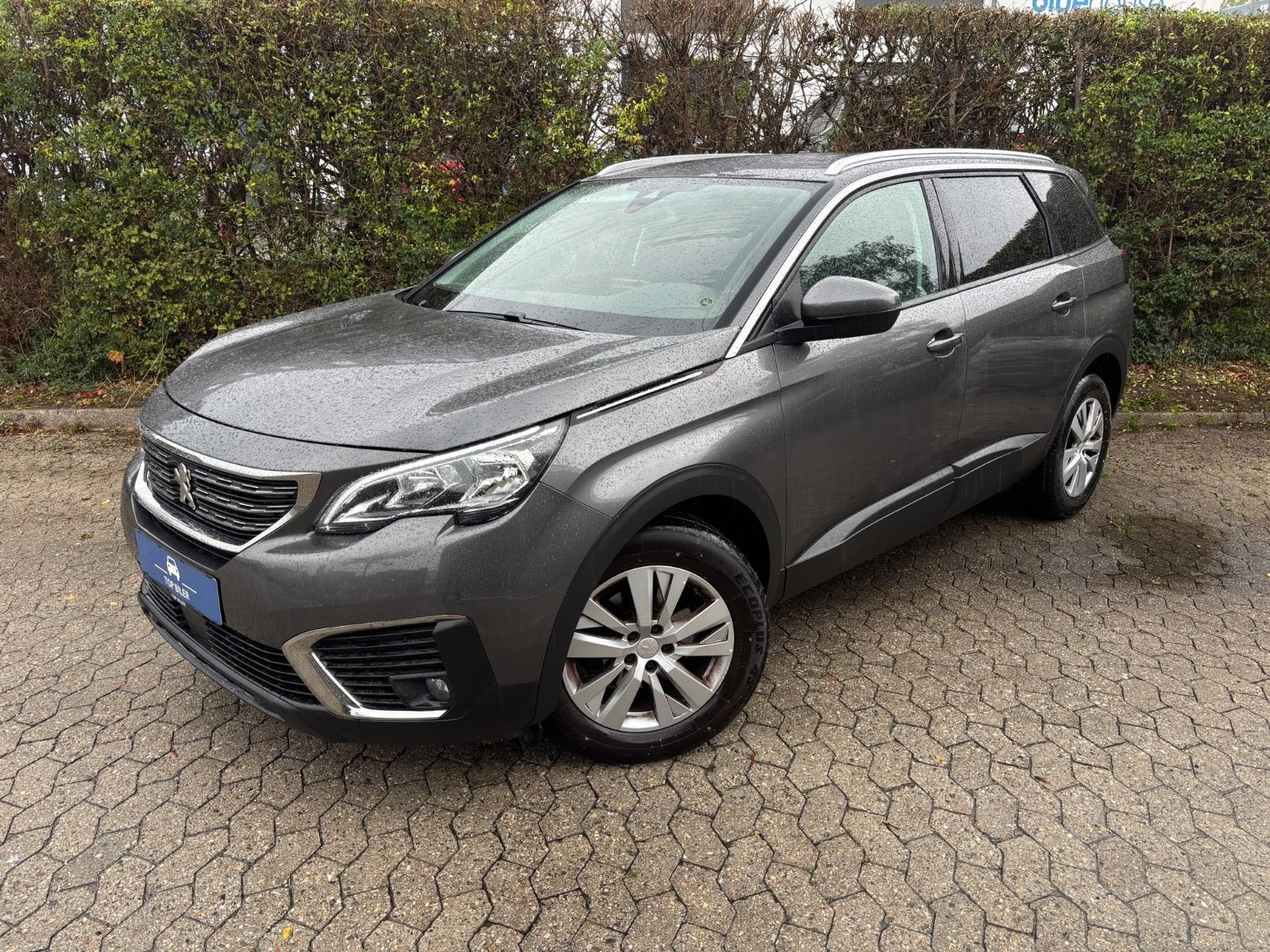 Peugeot 5008 1,2 e-THP 130 Allure 7prs