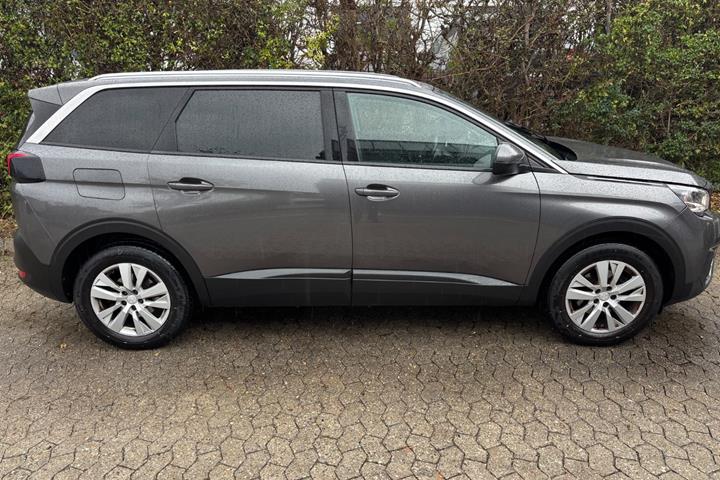 undefined Peugeot 5008 fra 2018