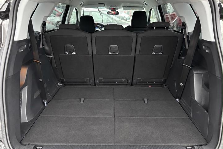 undefined Peugeot 5008 fra 2018