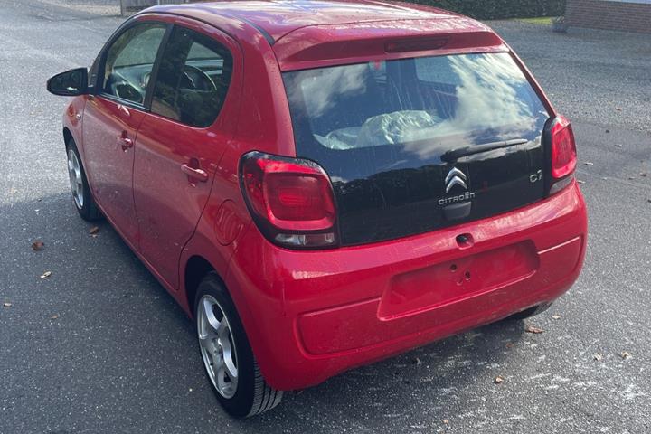 Rød Citroën C1 fra 2018