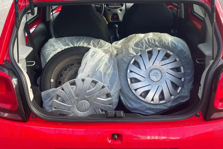 Rød Citroën C1 fra 2018
