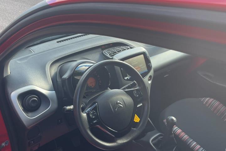 Rød Citroën C1 fra 2018