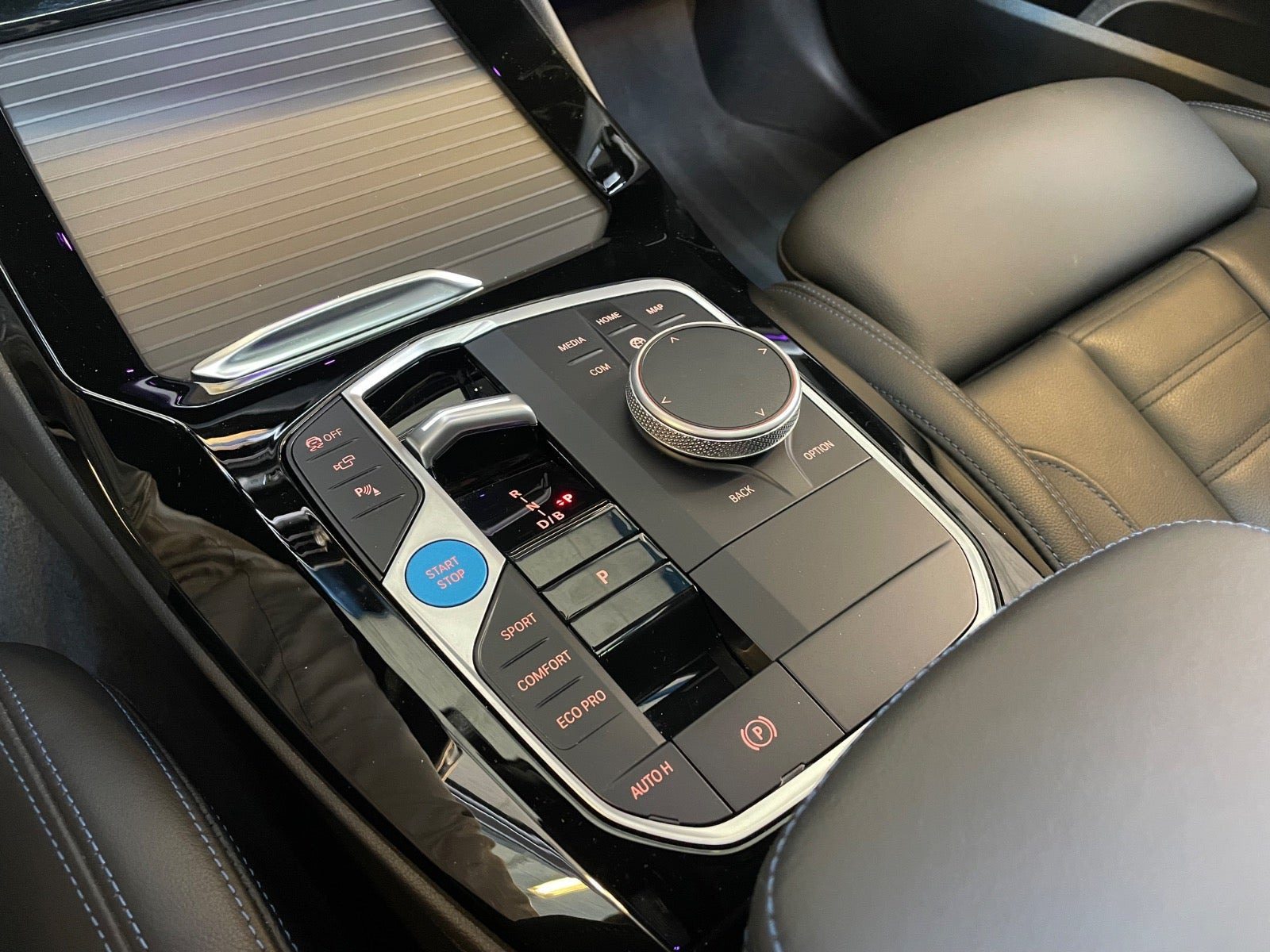 undefined BMW iX3 fra 2023