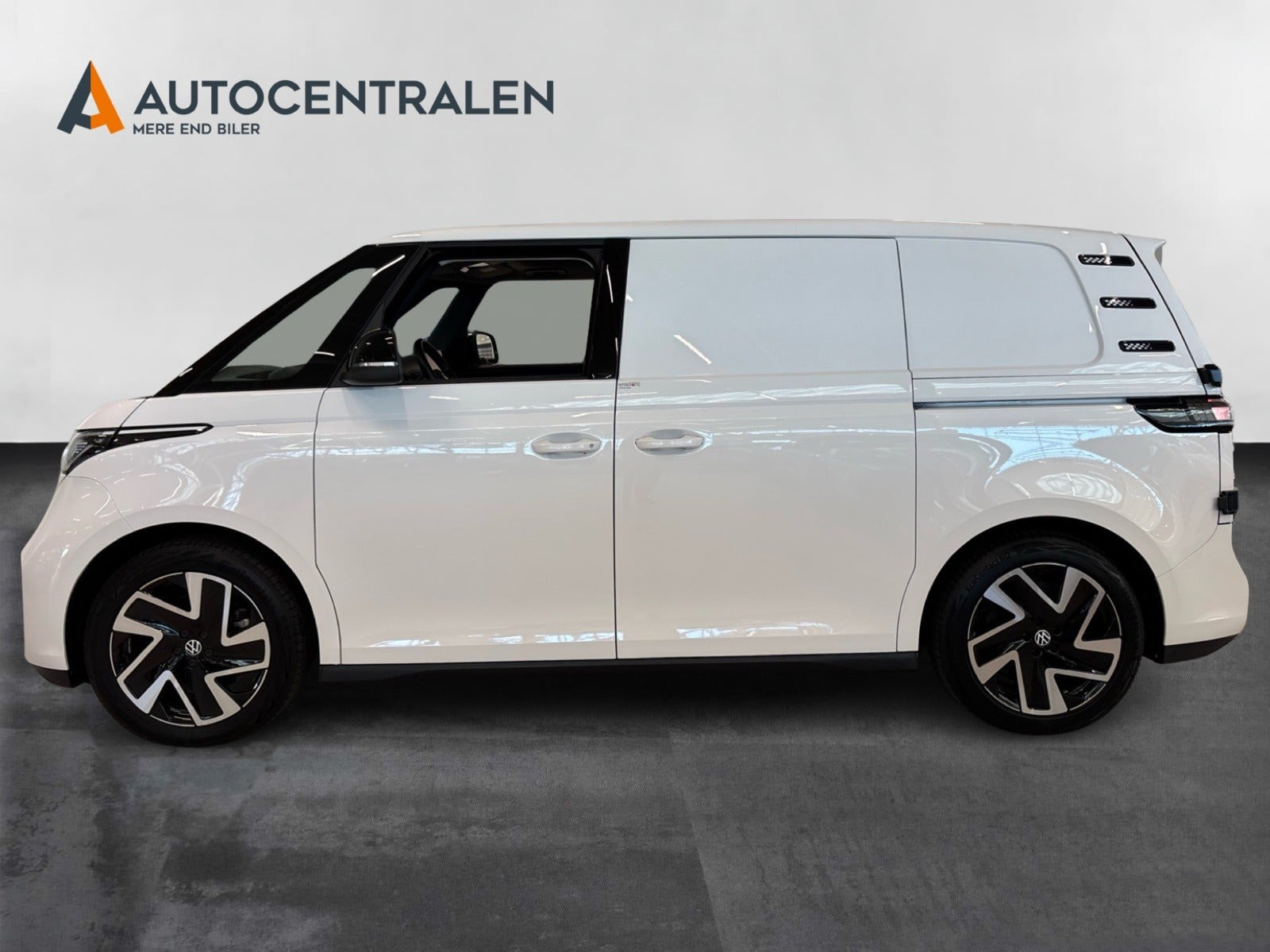 Hvid VW ID.Buzz fra 2025