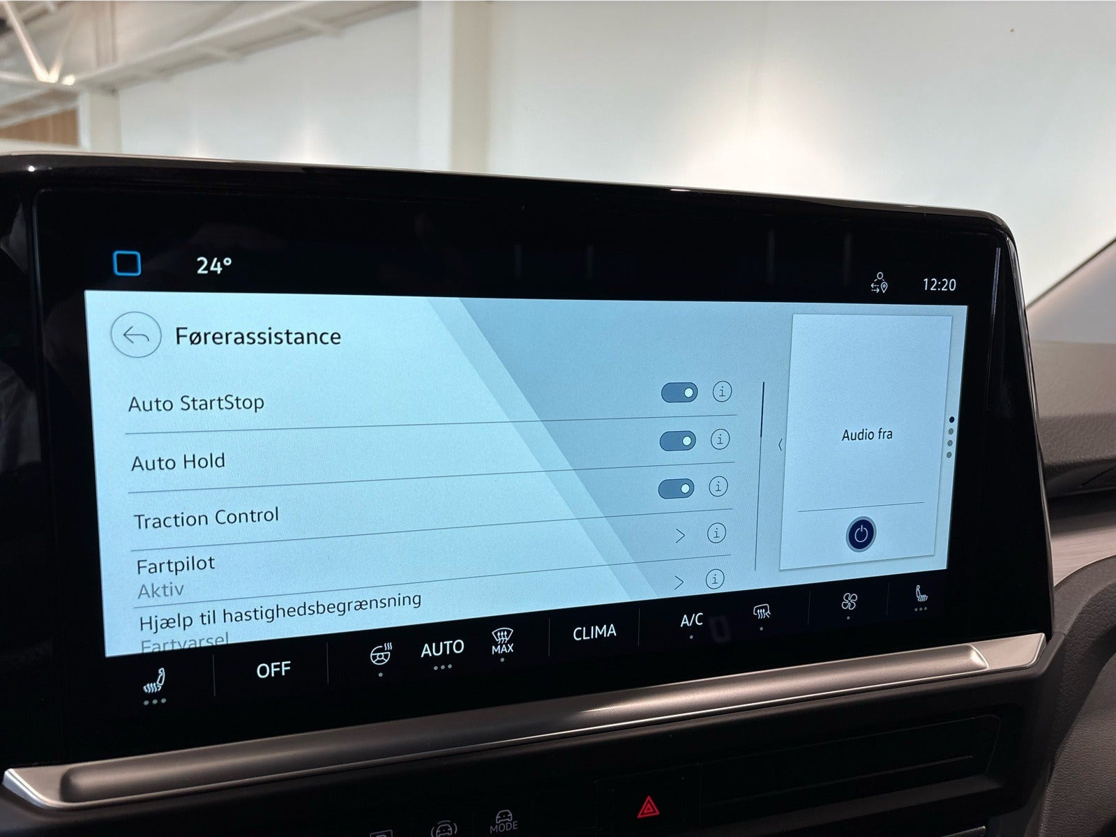 Sort VW Transporter fra 2025