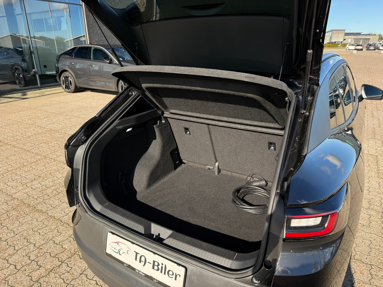 Grå VW ID.4 fra 2021
