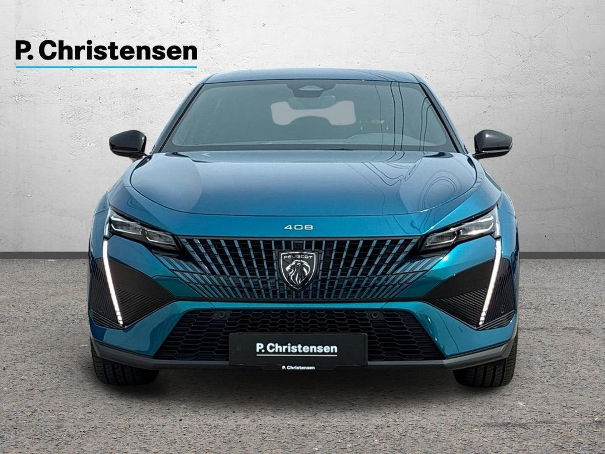 Blå Peugeot e-408 fra 2025