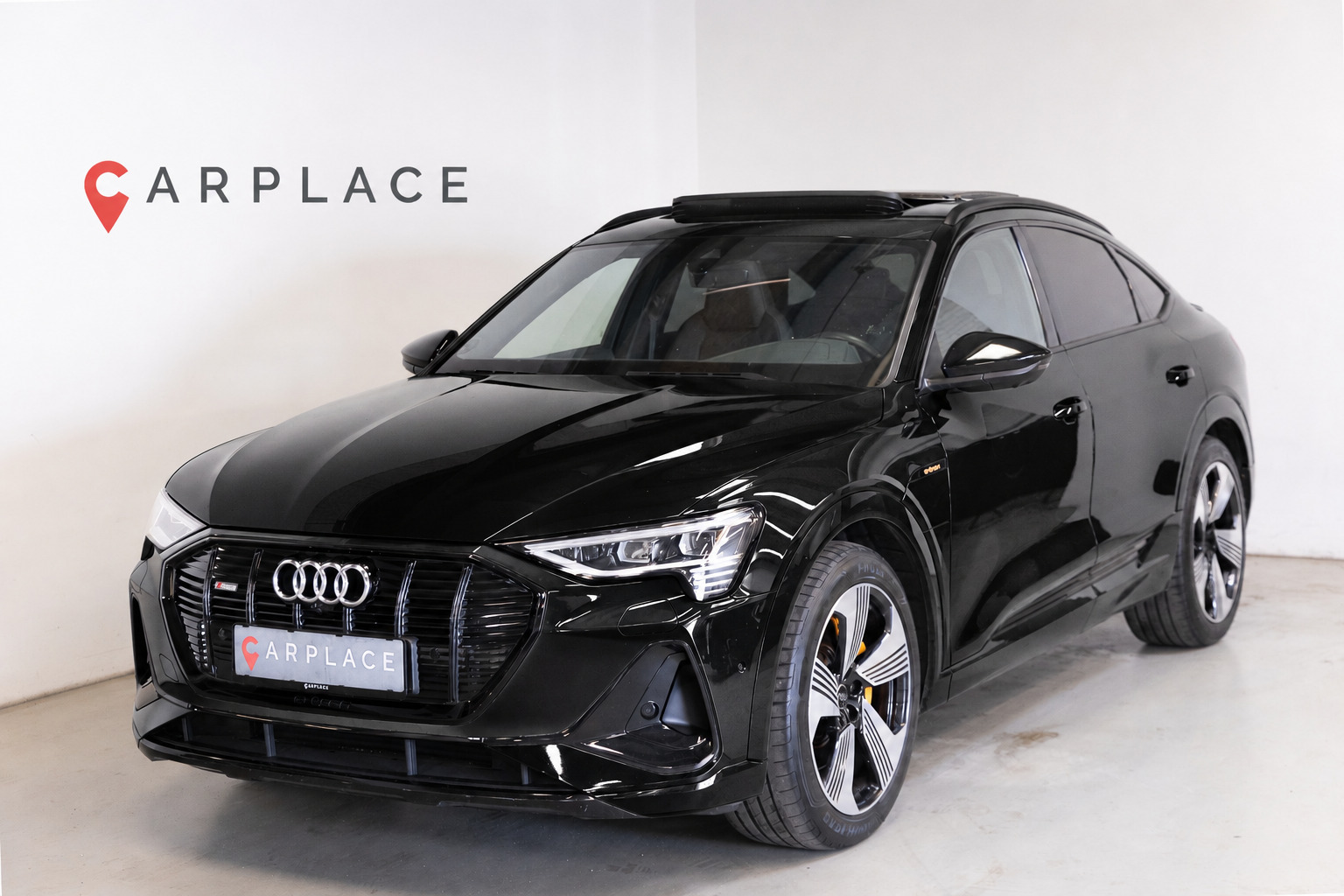 Sort Audi e-tron fra 2021