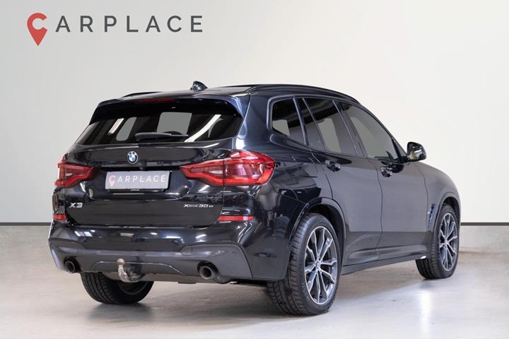 Sort BMW X3 fra 2021