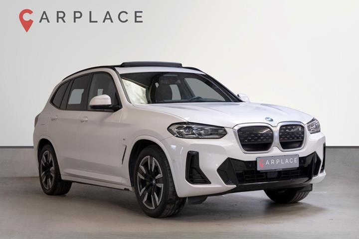 Hvid BMW iX3 fra 2023
