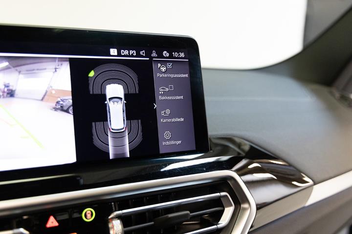 Hvid BMW iX3 fra 2023