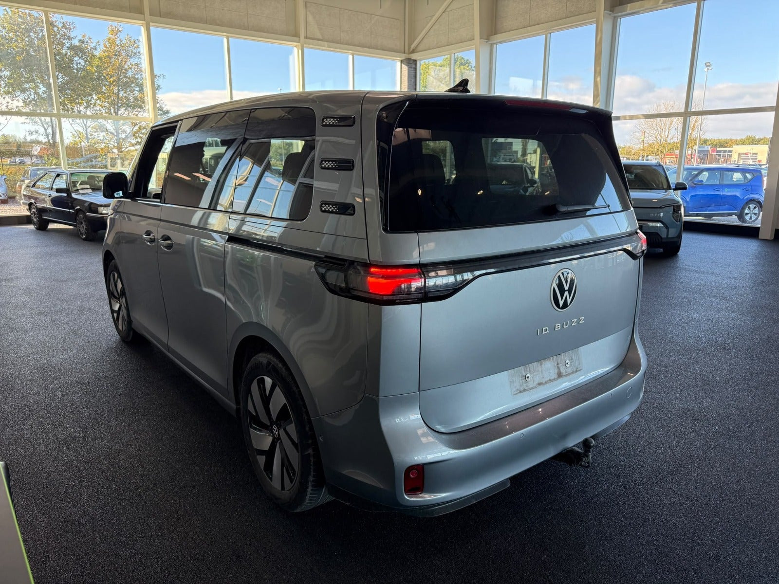 Sølv VW ID.Buzz fra 2023