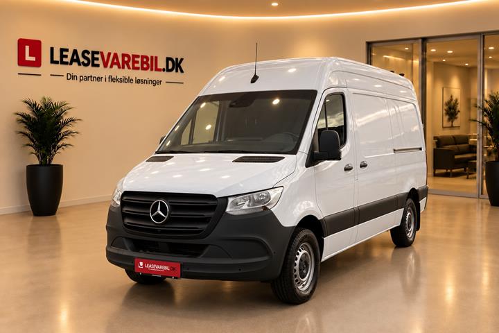 Hvid Mercedes Sprinter 316 fra 2020