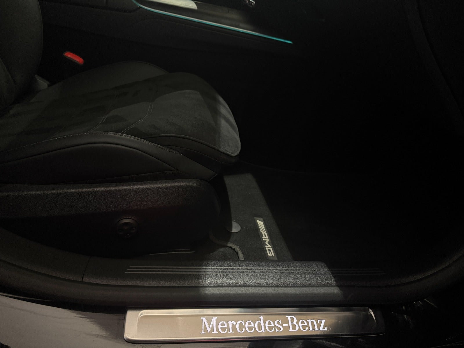 undefined Mercedes E300 e fra 2025