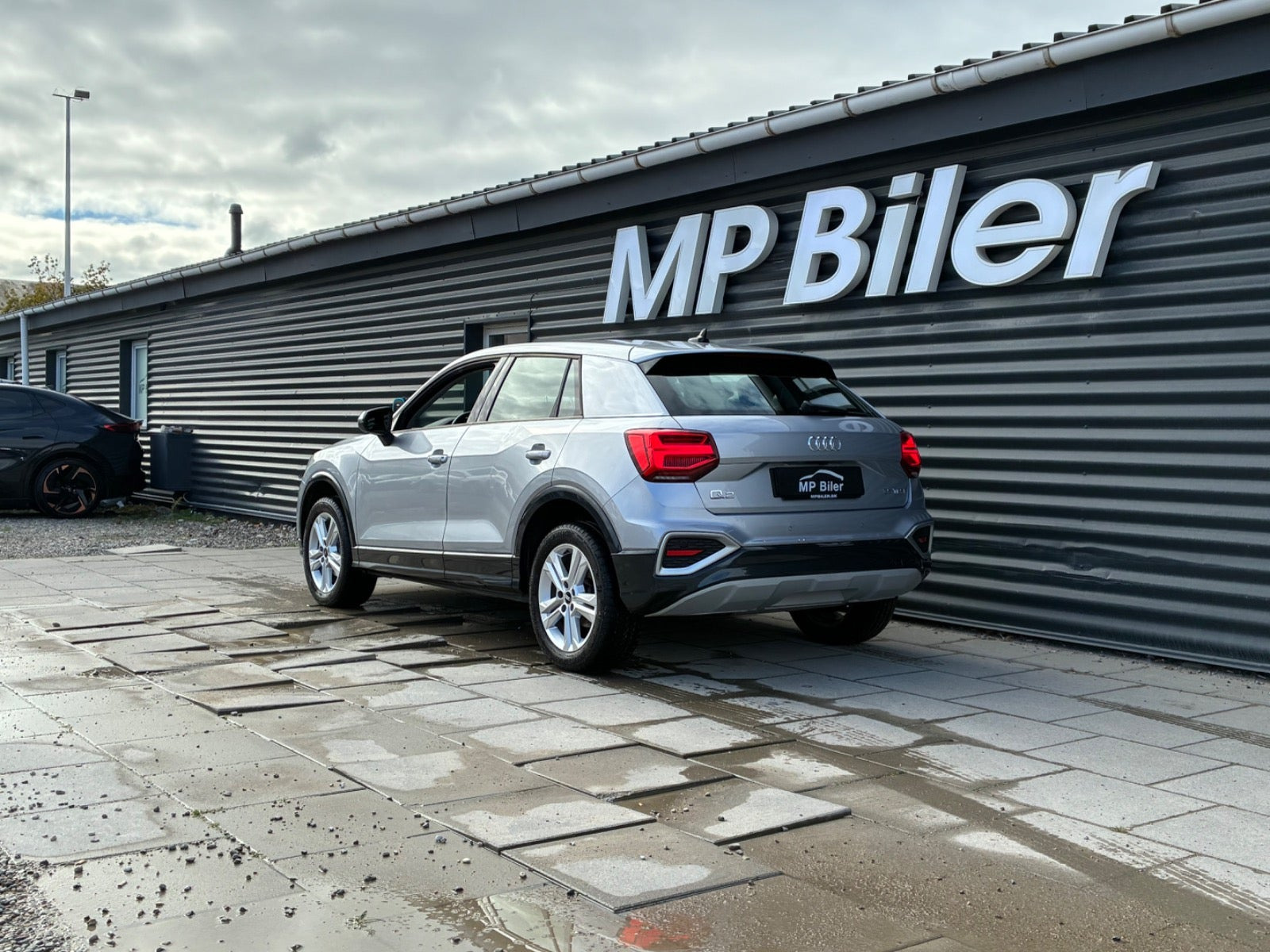 Sølv Audi Q2 fra 2021