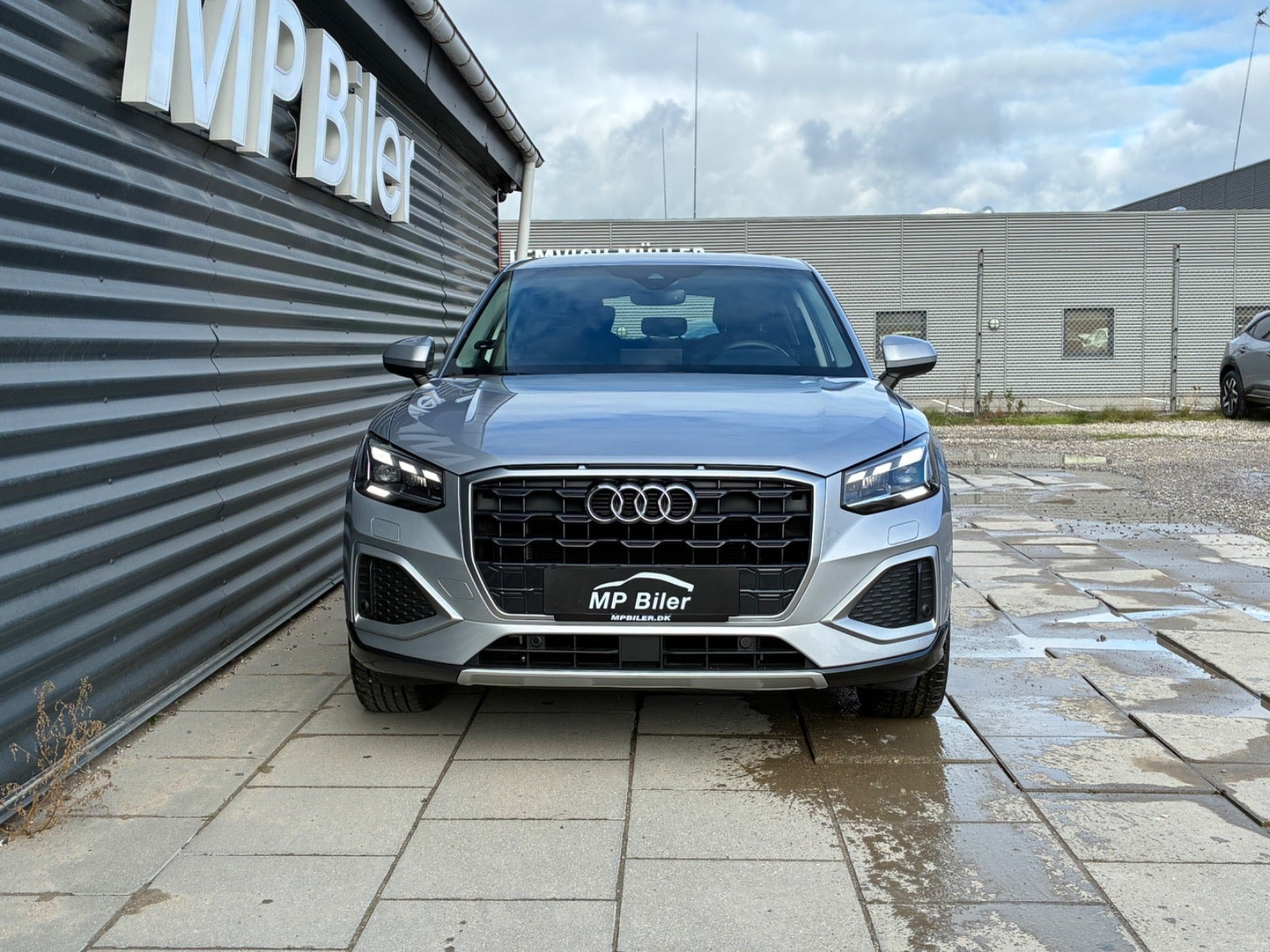Sølv Audi Q2 fra 2021