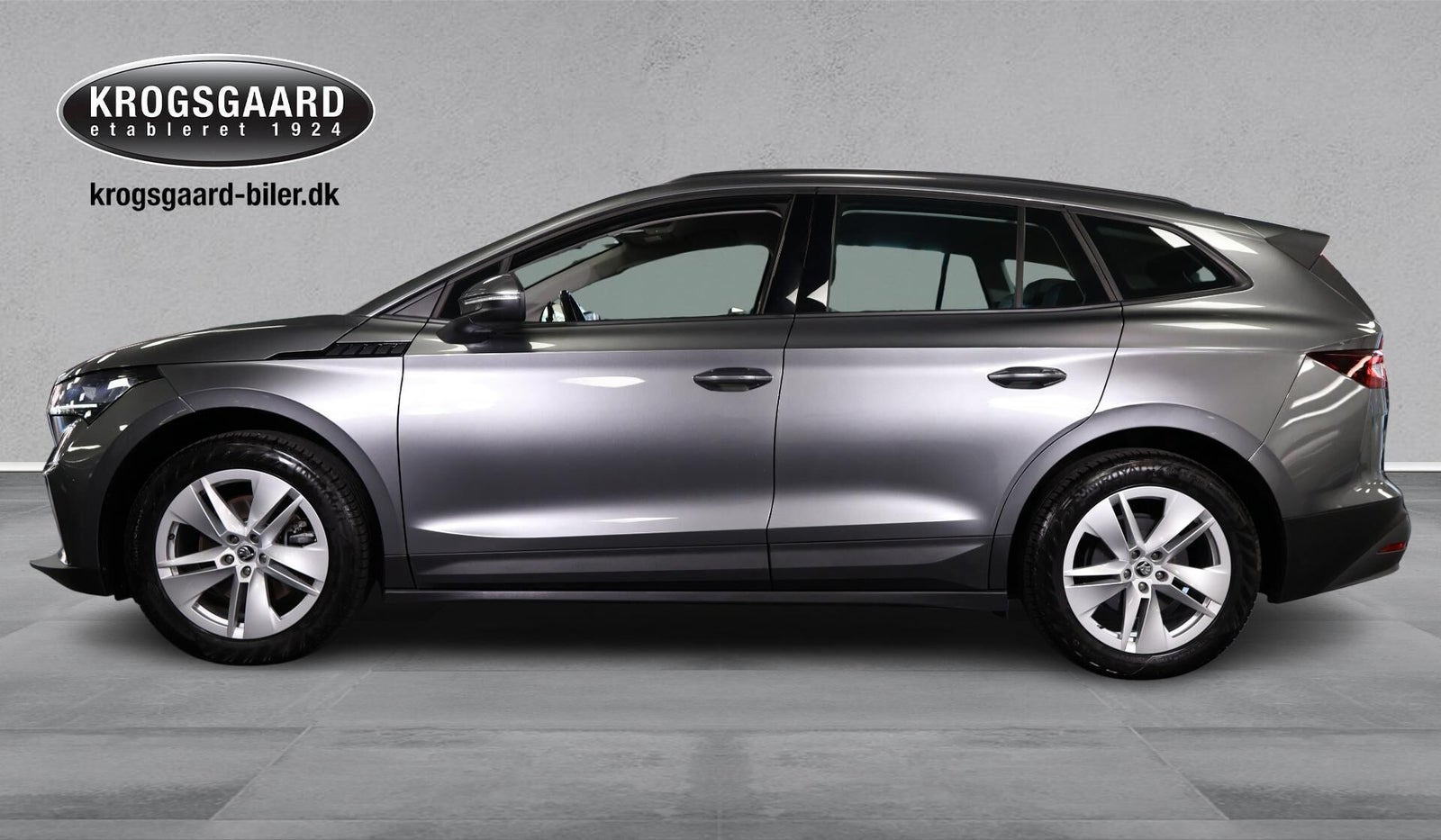 Grå Skoda Enyaq fra 2023