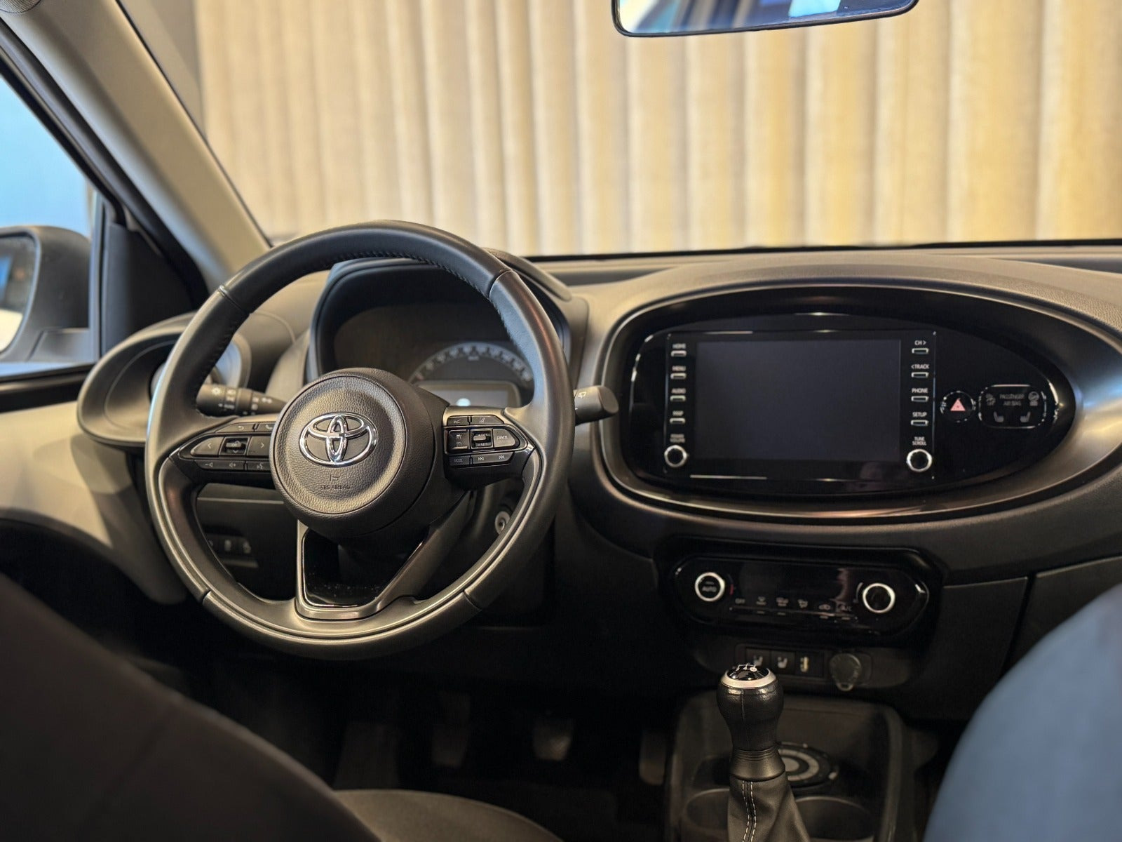 Hvid Toyota Aygo X fra 2022