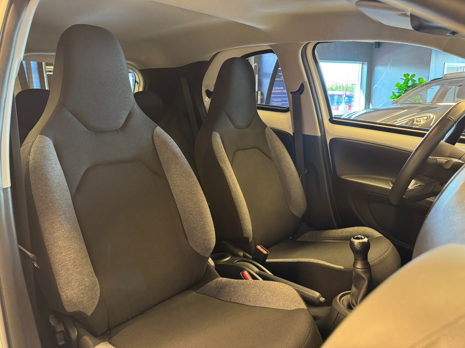 Hvid Toyota Aygo X fra 2022