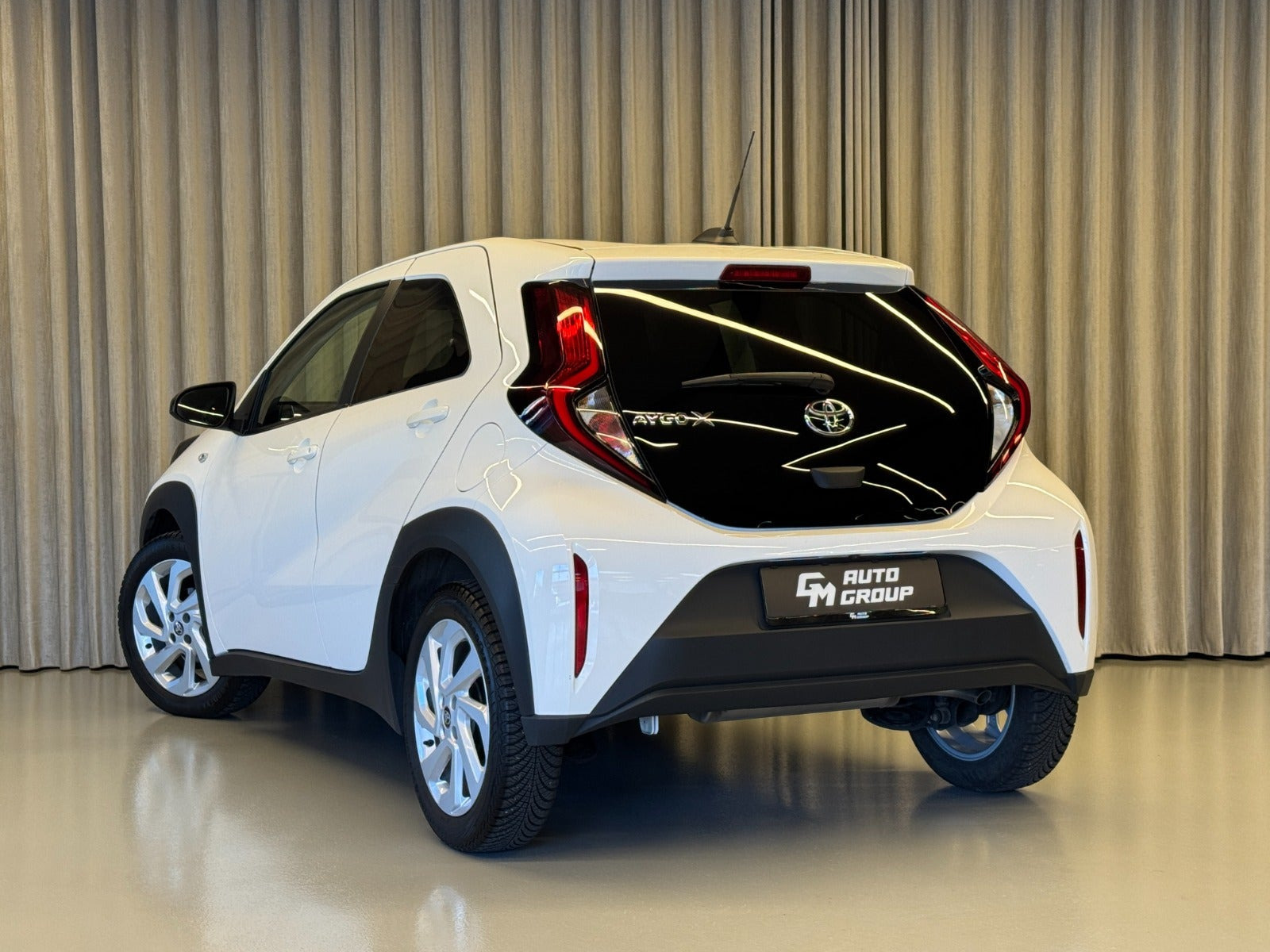 Hvid Toyota Aygo X fra 2022