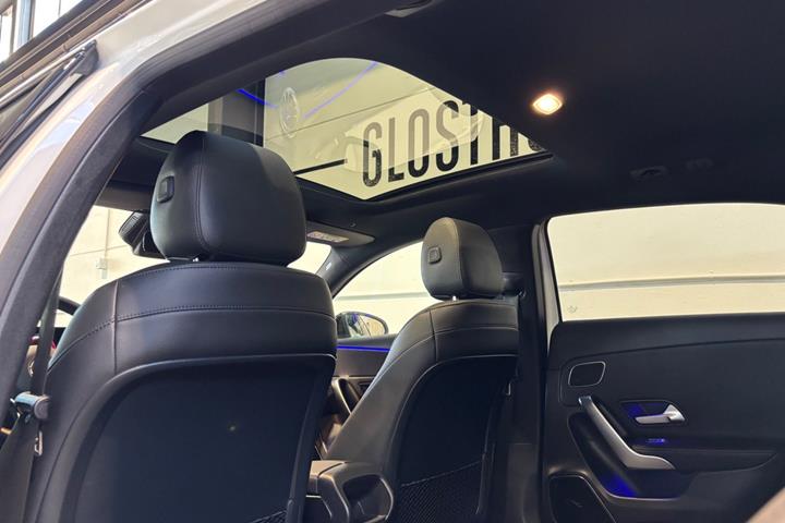Hvid Mercedes A250 e fra 2020