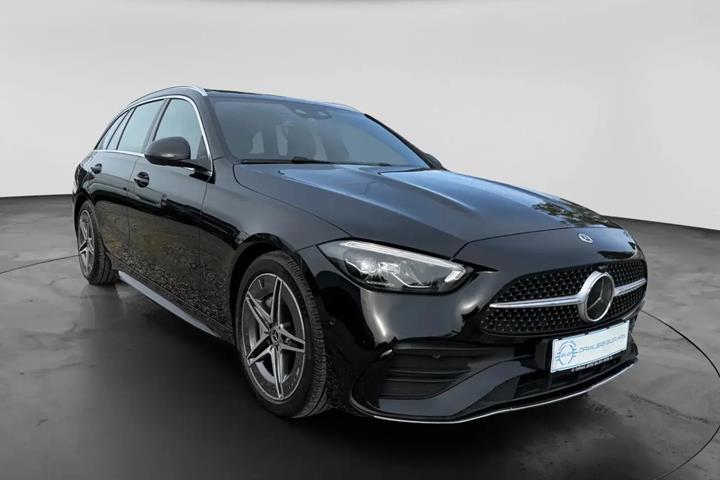 Sort Mercedes C220 d fra 2024