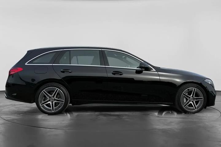 Sort Mercedes C220 d fra 2024
